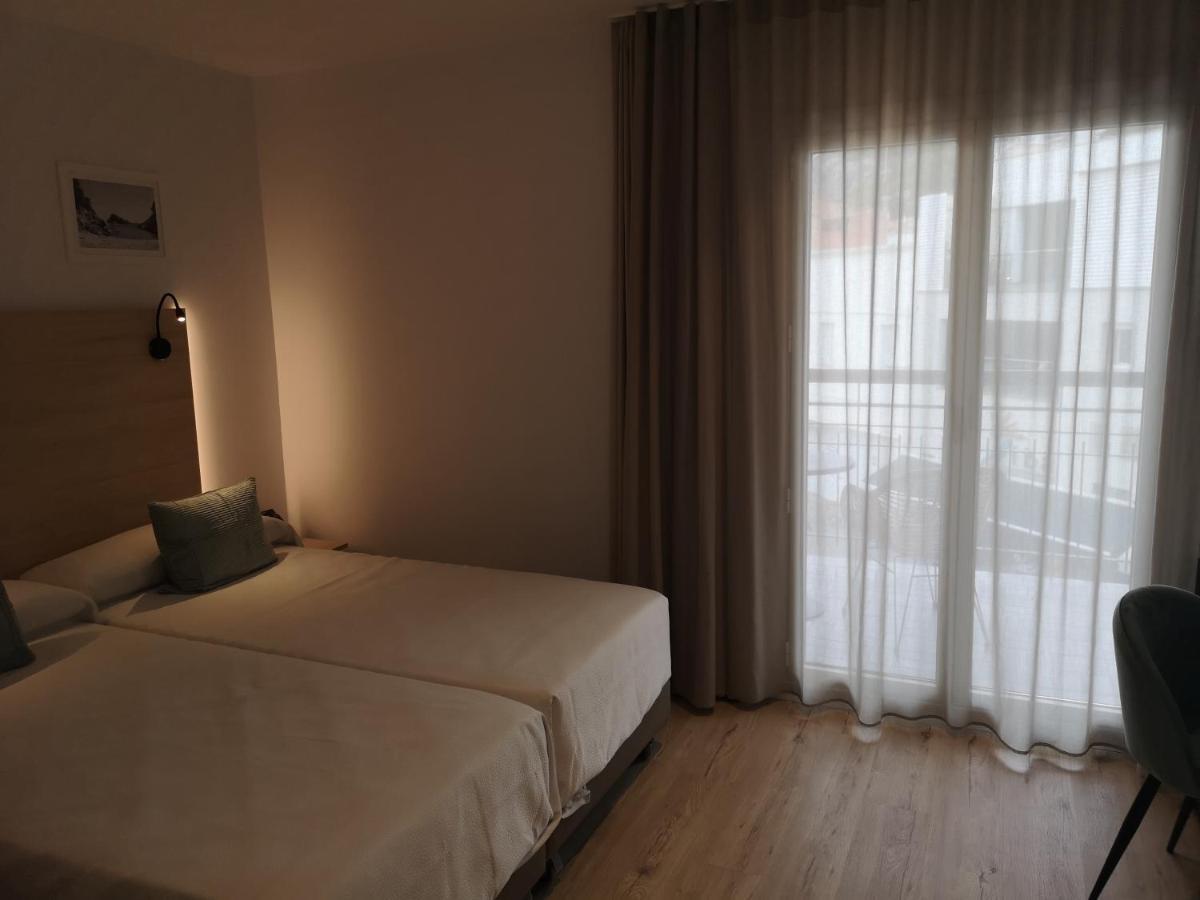 Hotel Coral Boutique By Gaiarooms L'Estartit Buitenkant foto