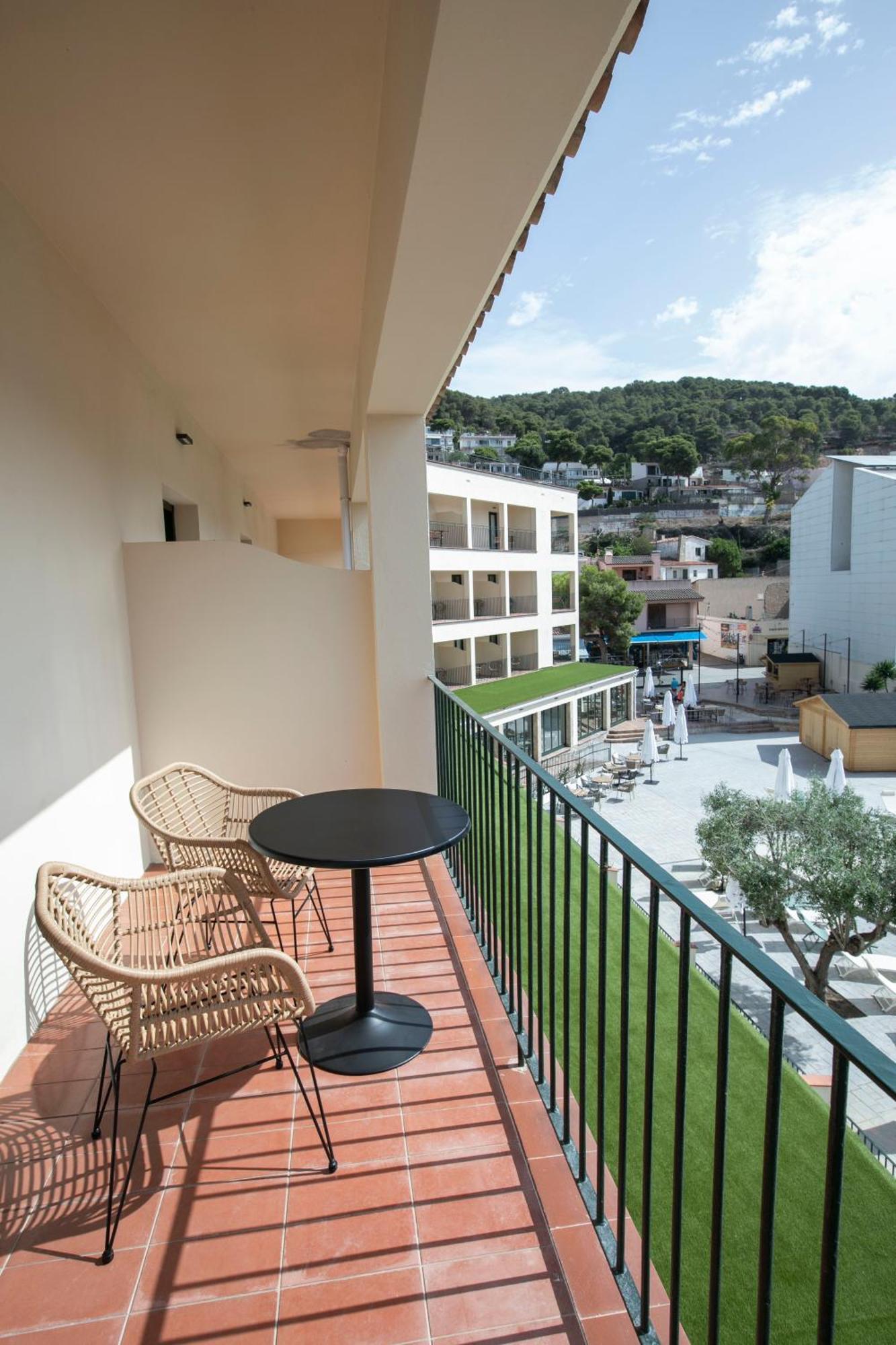 Hotel Coral Boutique By Gaiarooms L'Estartit Buitenkant foto